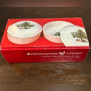 Nikko Christmastime Covered Bon Bon Dish Pair 4”